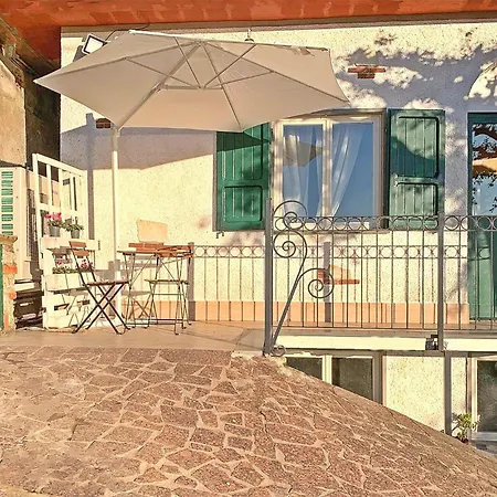 Lejlighed Gorgeous In Capezzano Monte Vitoio (Pietrasanta)