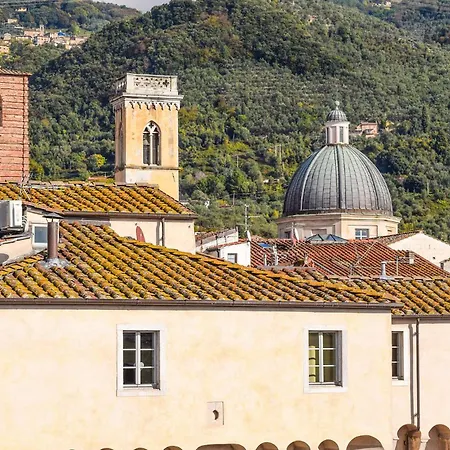 Gorgeous In Capezzano Monte *